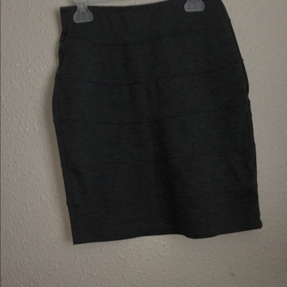 Grey skirt